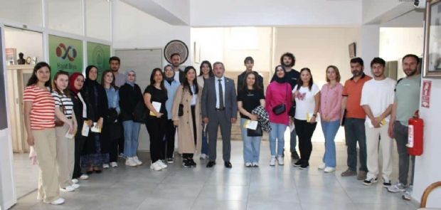 GÖREVE BAŞLAYAN ÖĞRETMEN ADAYLARINI AĞIRLADI